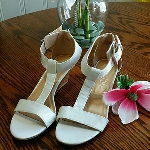 Sam and Libby white  wedges